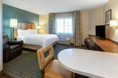 Candlewood Suites WEST SPRINGFIELD by IHG Các khách sạn ở 