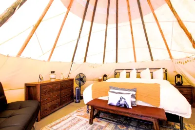Yellowstone Tipis Hotels in 