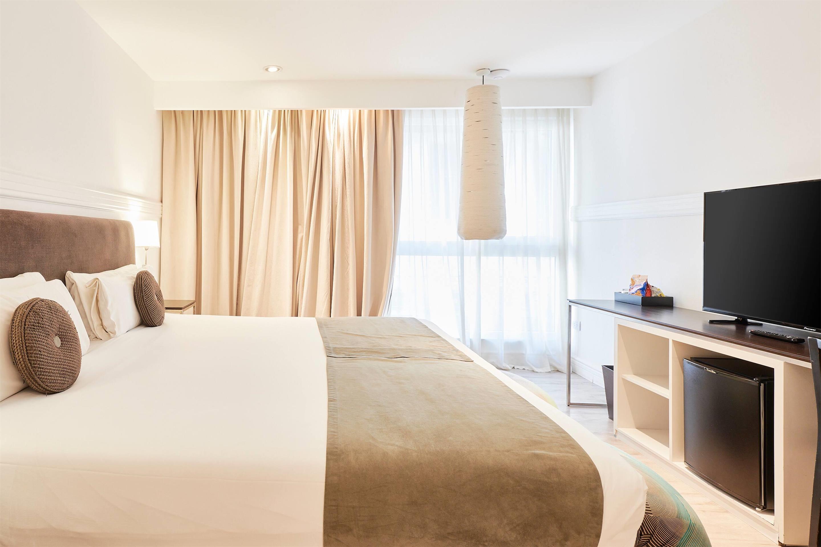 特大床高级套房