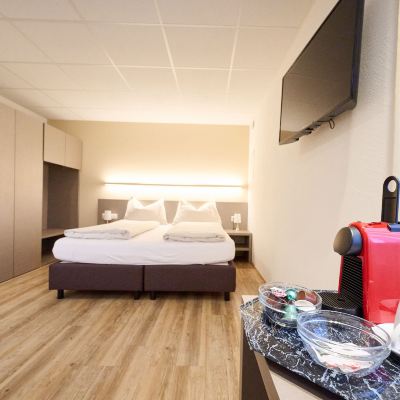 Junior Suite Studio Hotel am Kreisel: Self-Service Check-in Hotel Promo Code