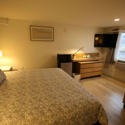 Executive Studio Suite Trade Winds Inn Promo Code