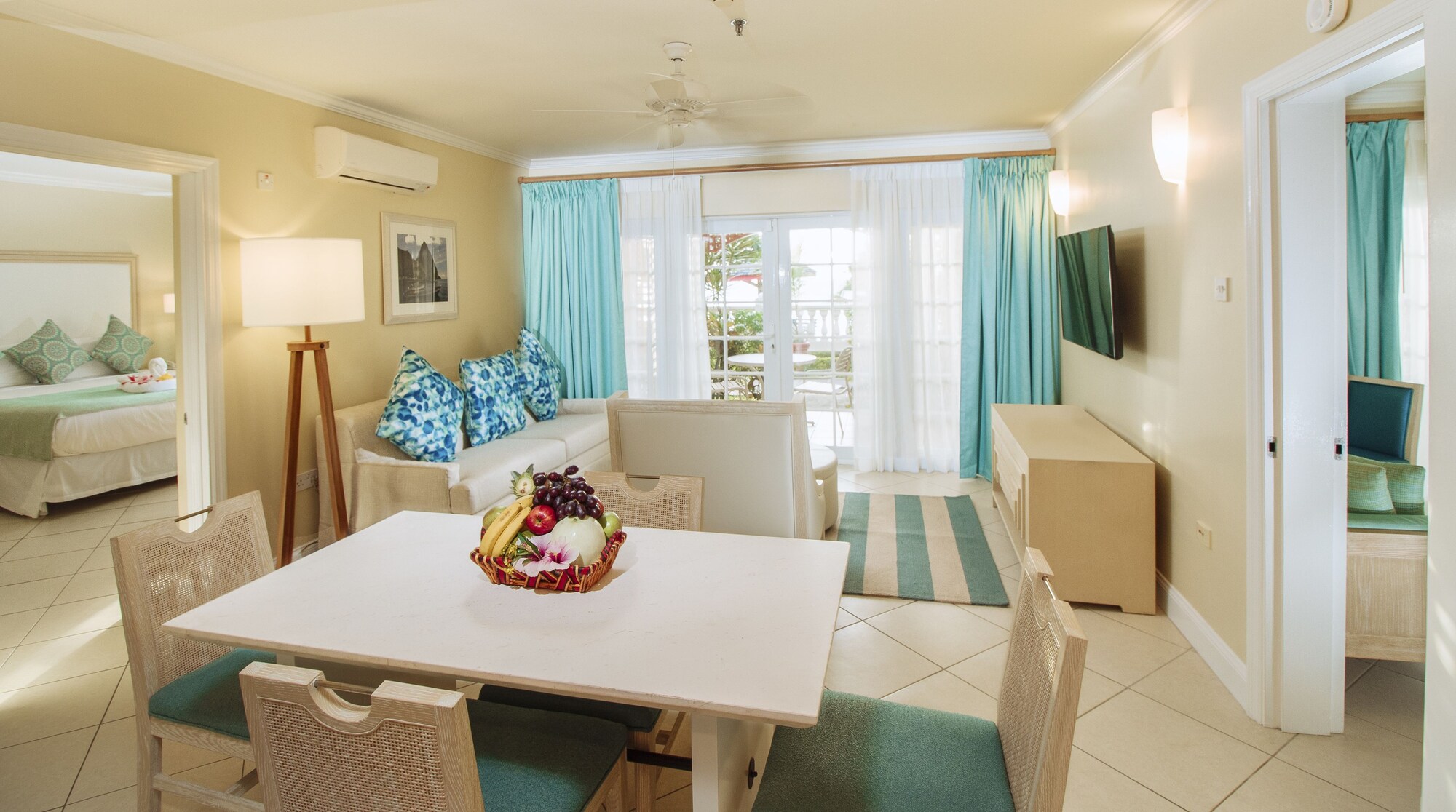 一卧室套房海滨双人间