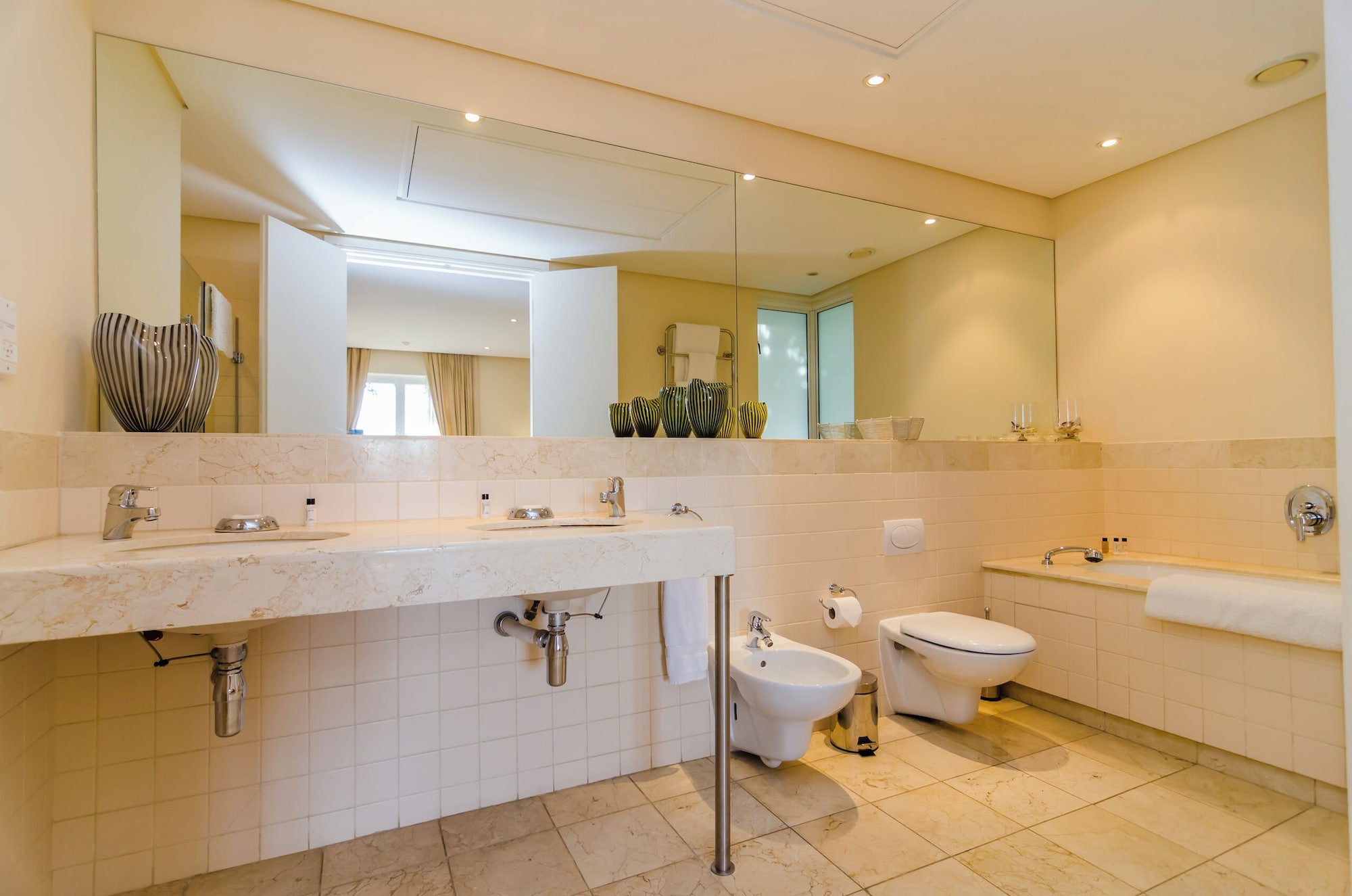 Mountain Marina Luxury Apartments高级两卧室1