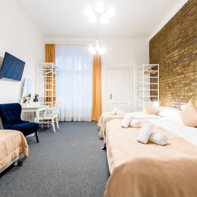 Quadruple Room 布拉提斯拉瓦市中心酒店優惠