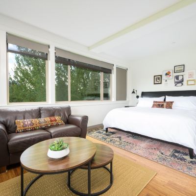 Room 8 The Setting Inn Willamette Valley Promo Code