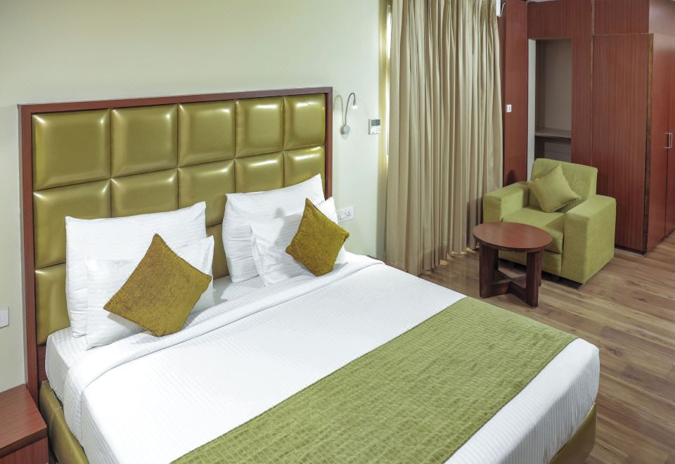 无障碍特大床套房 - 享有市景