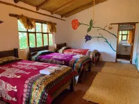 PONDOWASI LODGE Hotel di 