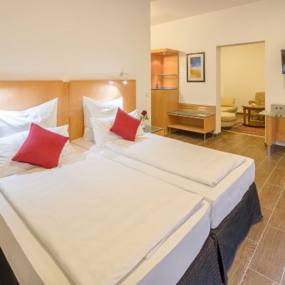 Suite Hotel und Restaurant Taba Promo Code