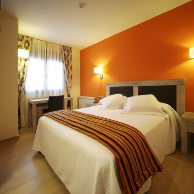 Deluxe Double Room Hostal Casa Santos Promo Code