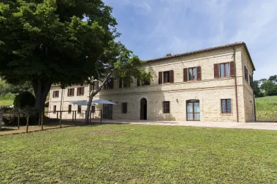 Locanda di Montegiove Hotels in 