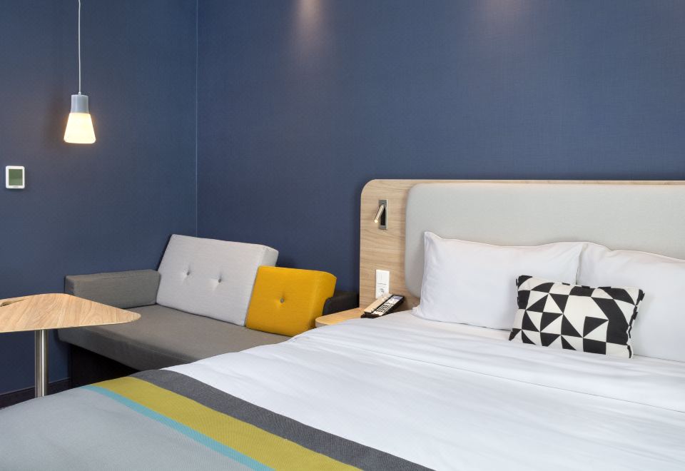 Holiday Inn Express KARLSRUHE - CITY PARK by IHGStandard Room With Double Bed And Sofa Bed