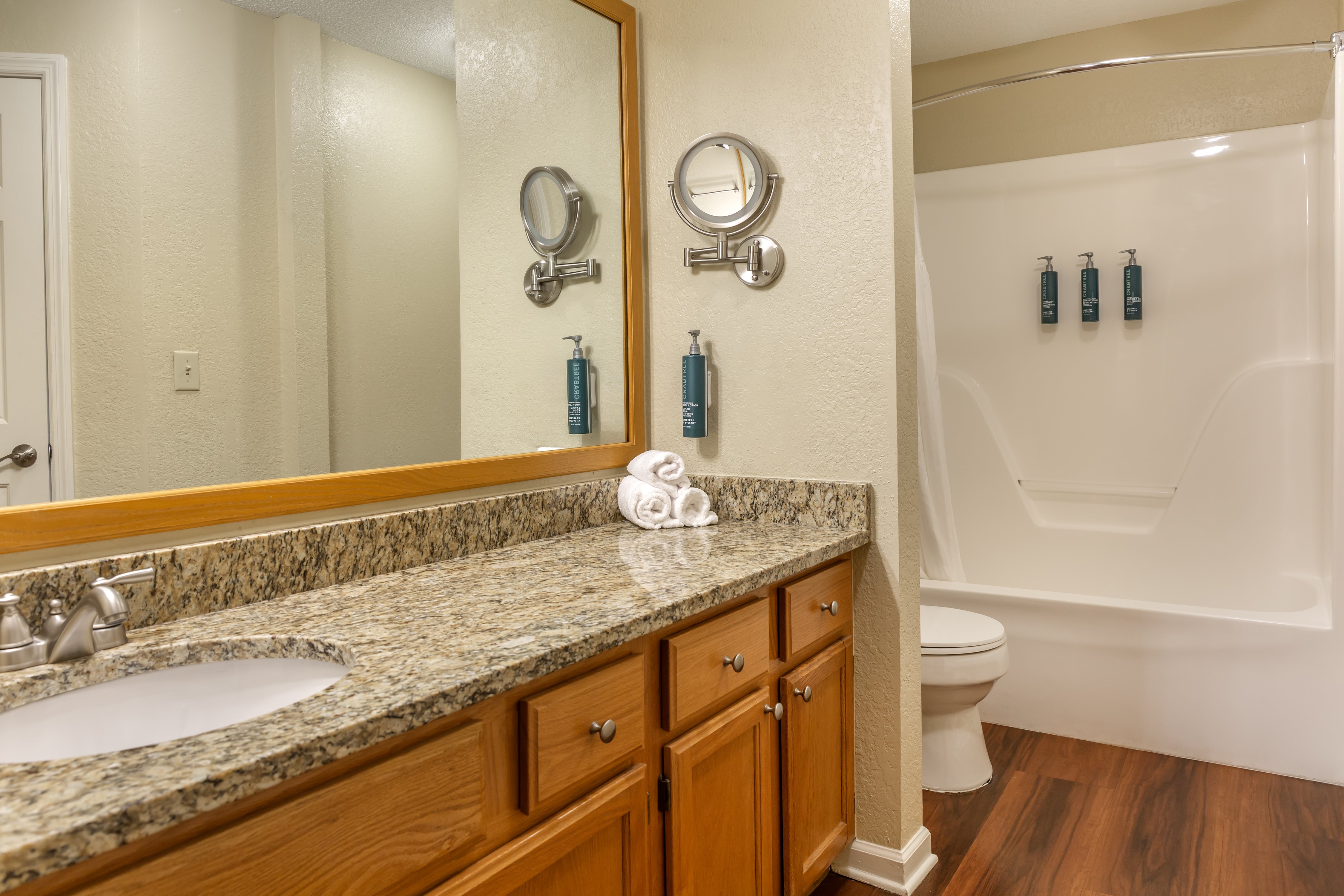 Hilton Vacation Club Laurel Crest Pigeon Forge, Pigeon Forge - Book with  Updated Prices 2026 | Trip.com, image size:4500x3000