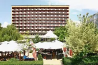 Rila Hotel Sofia Hotele w: Studentski Grad