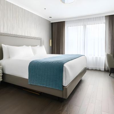 Superior King Room-Accessible The Wallace Promo Code