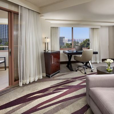 轉角特大床房（帶陽台） 希爾頓長灘酒店優惠