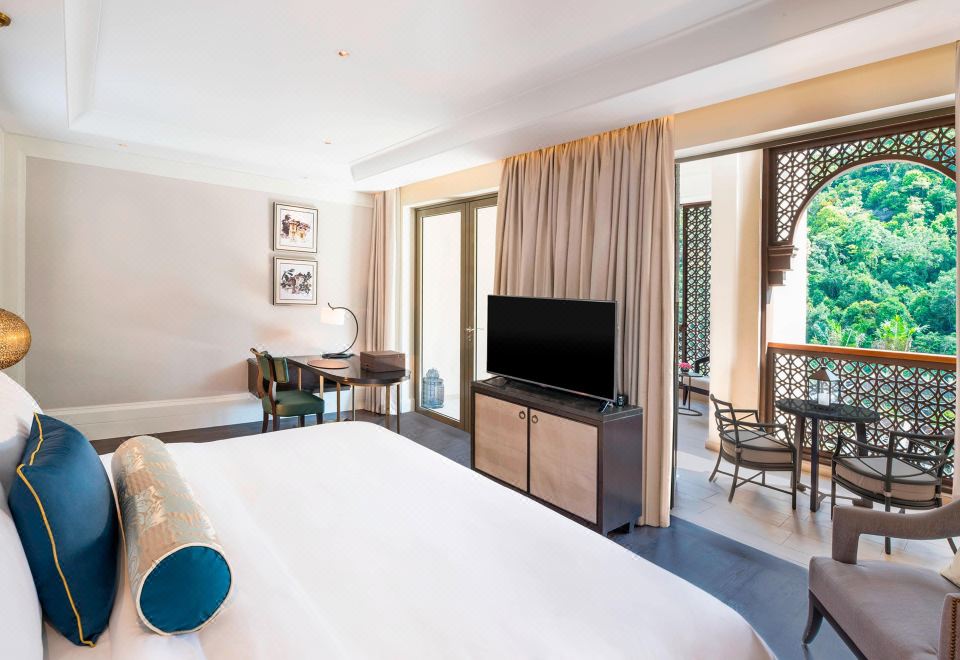 The St. Regis Langkawi Guest Room, 1 King Bed, Rainforest View