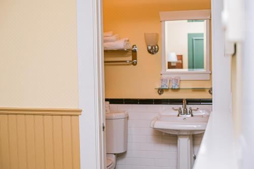 豪华大床间 - 带私人浴室