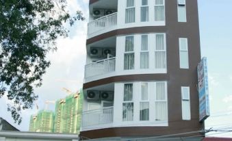 Vinh Danh Hotel and Apartment