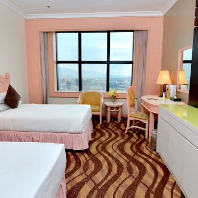 Bilik Twin Eksekutif Kupon Emerald Puteri Hotel