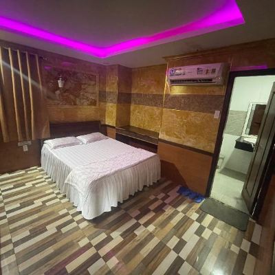 Double Deluxe Double Hoa Anh Dao 2 Hotel Promo Code