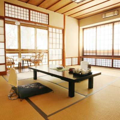 Japanese-Style Room (West Wing, Main Building) *No Bath Or Toilet 伊香保温泉 横手館 クーポン