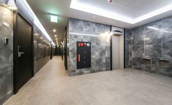 Changwon Myeongseodong Hotel Laon - Housity