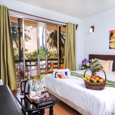 Deluxe Double Room with Balcony and Sea View Salt Beach Hotel Promo Code