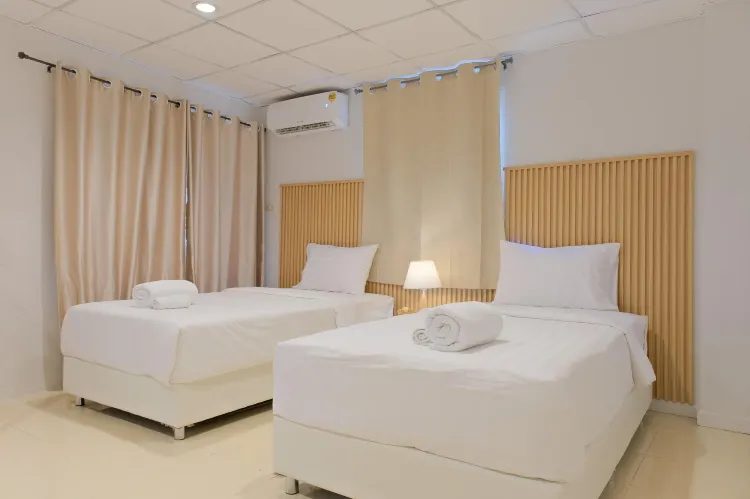 ห้องทวินพร้อมระเบียง