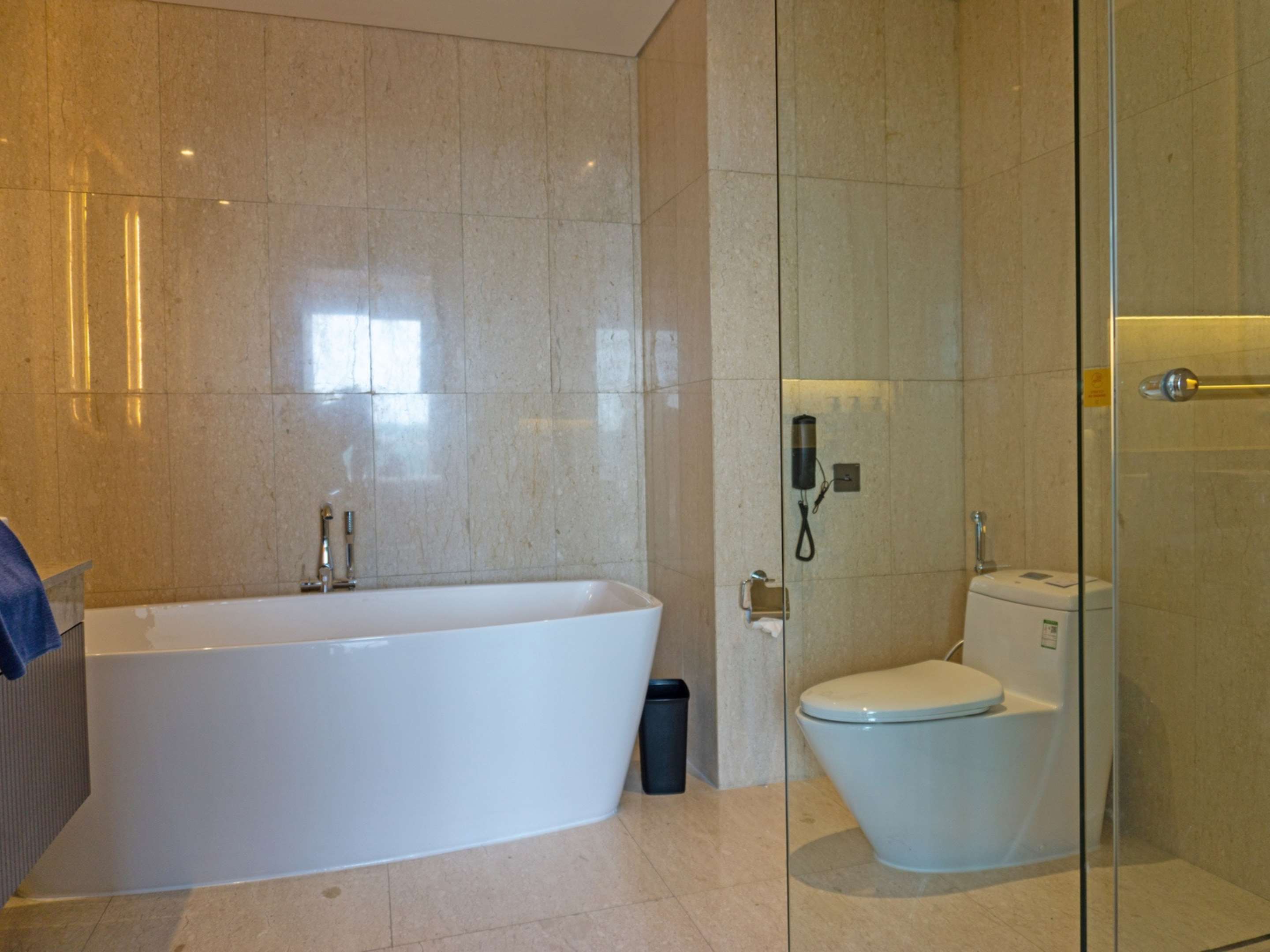 城市景皇家套房-1特大床