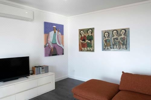 Bella's Beach House - Family Home - South Mission Beach Three-Bedroom House