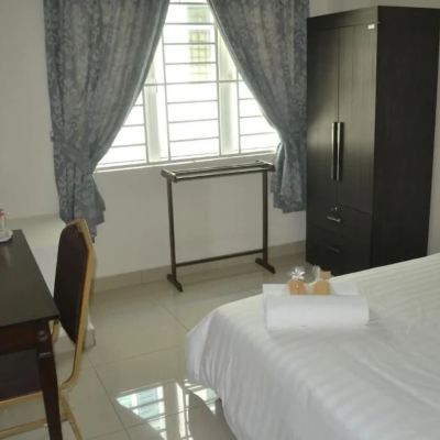 Bilik Kembar Standard Kupon Hotel Mutiara Kgmmb