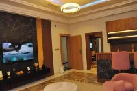 Purple Hills Hotel