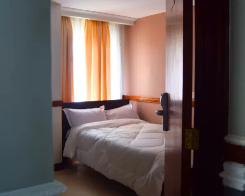 Conrad Hotel - Kitengela Hoteles en Central