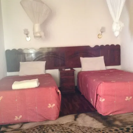 Mopees Lodge