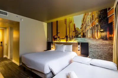 Novotel Curitiba Batel Отели в г. 