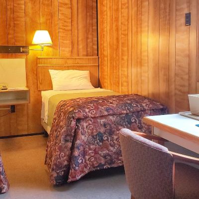 Standard Suite, Multiple Beds, Non Smoking, Private Bathroom Keystone Hotel Promo Code