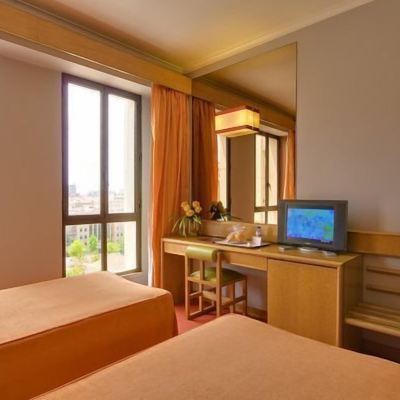 Standard Twin Room Hotel Alif Campo Pequeno Promo Code