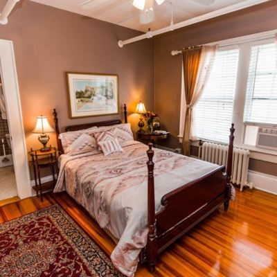 Queen Room The Henderson Promo Code