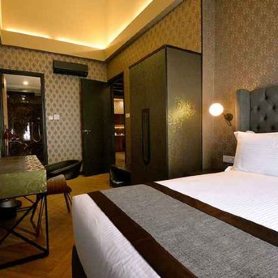Duplex Pamper Room 1969 Business Suites Promo Code