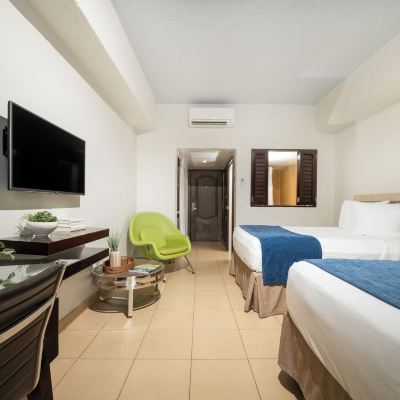 Standard Two Double Room Windward Passage Hotel Promo Code