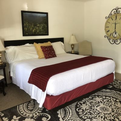 Deluxe Room-2 Queen Beds Cardinal Inn Promo Code