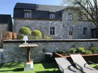 Le Presbytère de Sautour Hotel a 