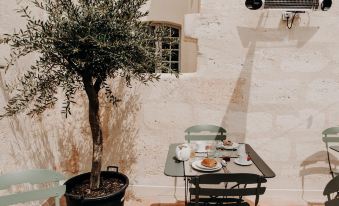 La Ferrade Chambres d'Hôtes B&B - Housity