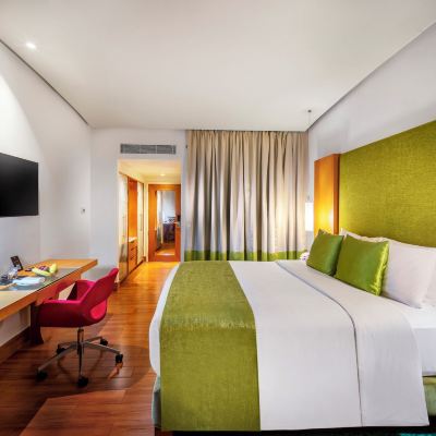 Deluxe Queen Room-Non-Smoking The Park, Chennai Promo Code