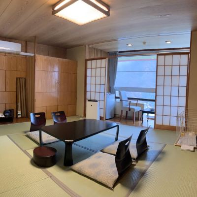 【和美麗10畳＋広縁】33平米 禁煙 リブマックスリゾート川治 クーポン