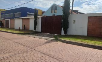 Casa Aram Deportiva