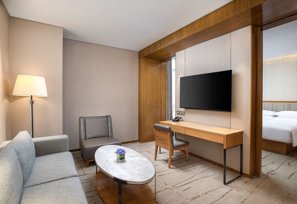Four Points by Sheraton Shanghai KangqiaoDeluxe Suite