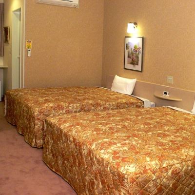 Standard Twin Room, 2 Queen Beds, Non Smoking (Only Accessible from up-Lane Highway)
