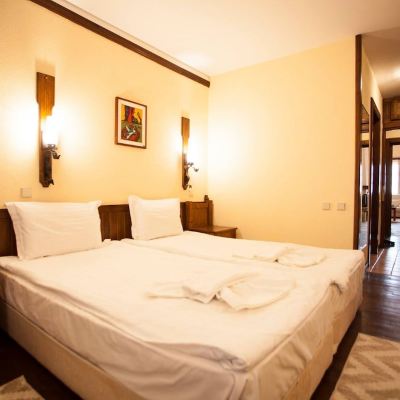 Double or Twin Room (Free Safe, Parking&SPA Access)