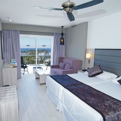 Double Room with Partial Sea View 2 Single bed